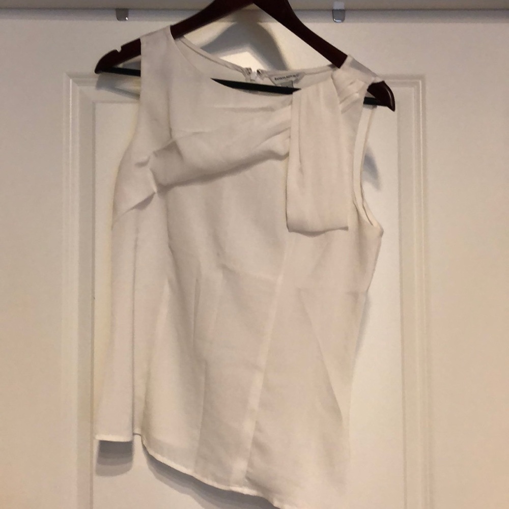 🌸Bundle sale 3 tops Banana Republic & H&M🌸